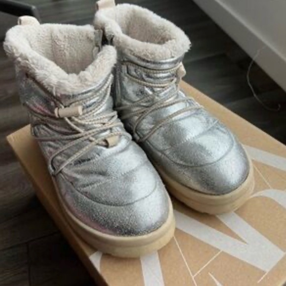 Zara Shoes - Zara Metallic Silver Platform Sandals